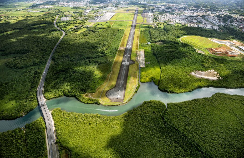 L&rsquo;Aéroport Pôle Caraïbes, Porte d&rsquo;Entrée de la Guadeloupe en Outre-mer