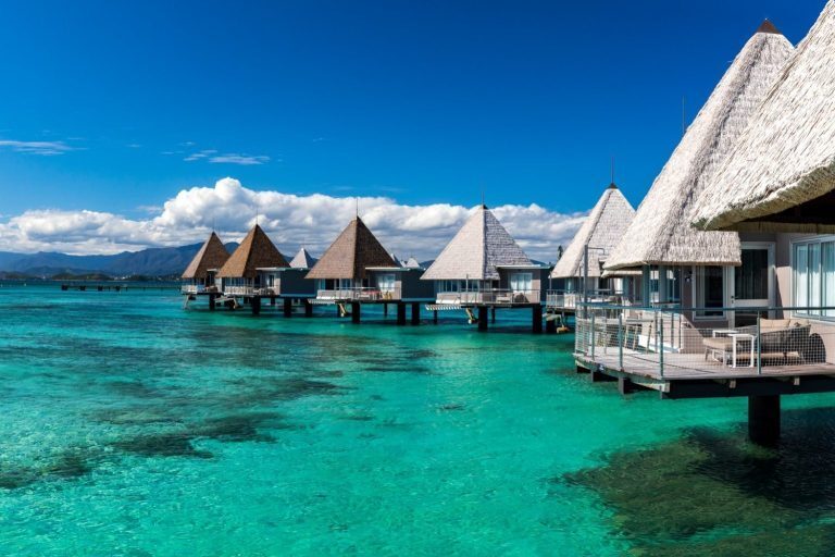 Voyage Responsable : Choisir l&rsquo;Hébergement Éco-responsable en Outre-mer