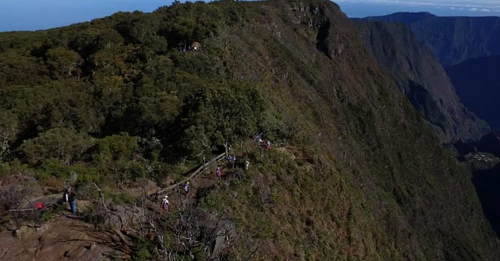 Alerte Randonnée : Le sentier Roche Plate vers La Brèche fermé à La Réunion