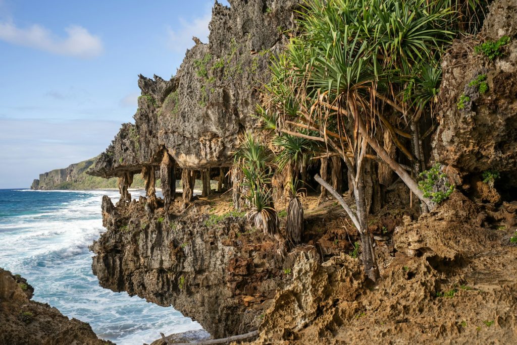 Rurutu : l&rsquo;âme sauvage de la Polynésie française en Outre-mer 2026
