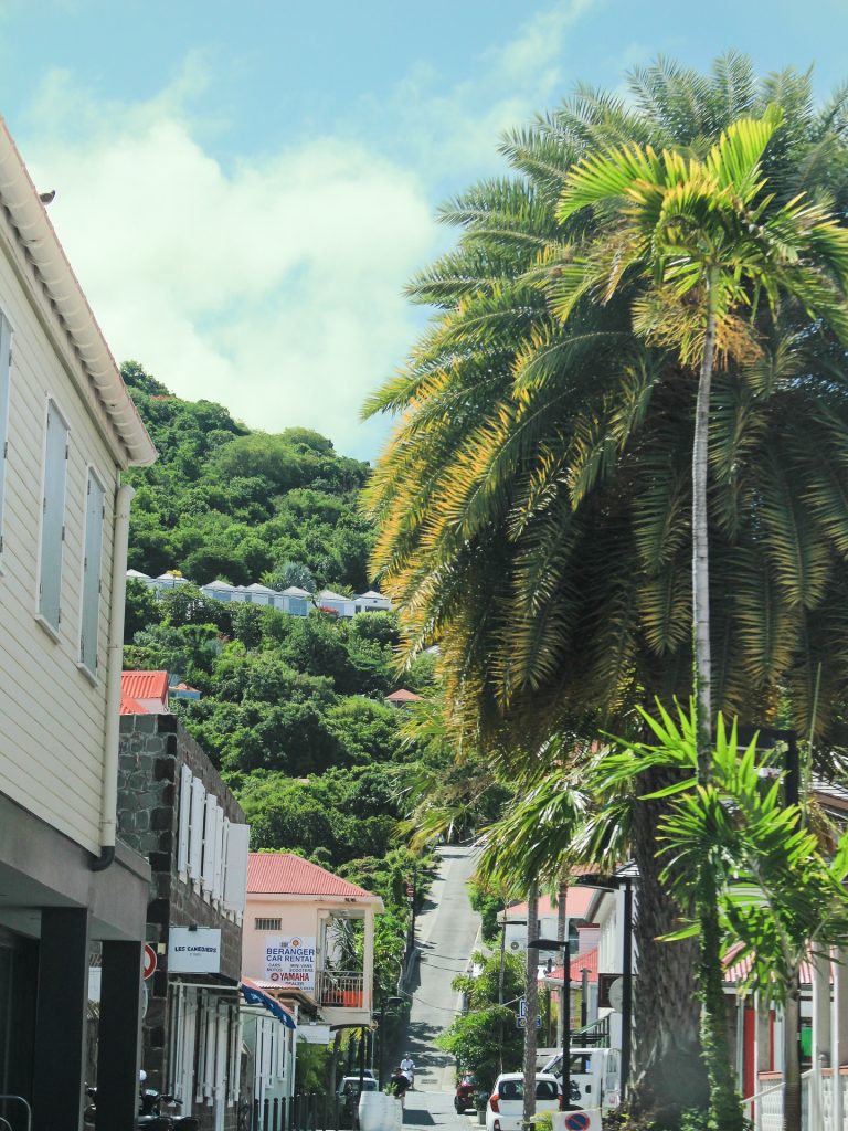 Flâner à Gustavia : Le charme authentique de Saint-Barthélemy en Outre-mer
