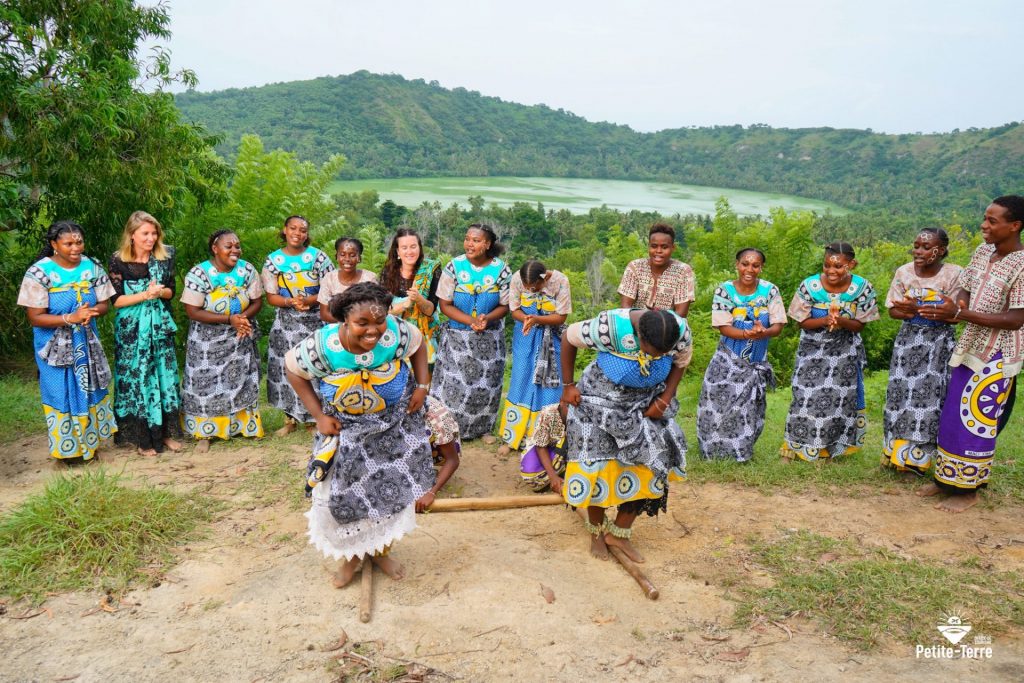 L’Énergie Captivante du Shitété : Une Danse Culturelle Incontournable en Outre-Mer à Mayotte