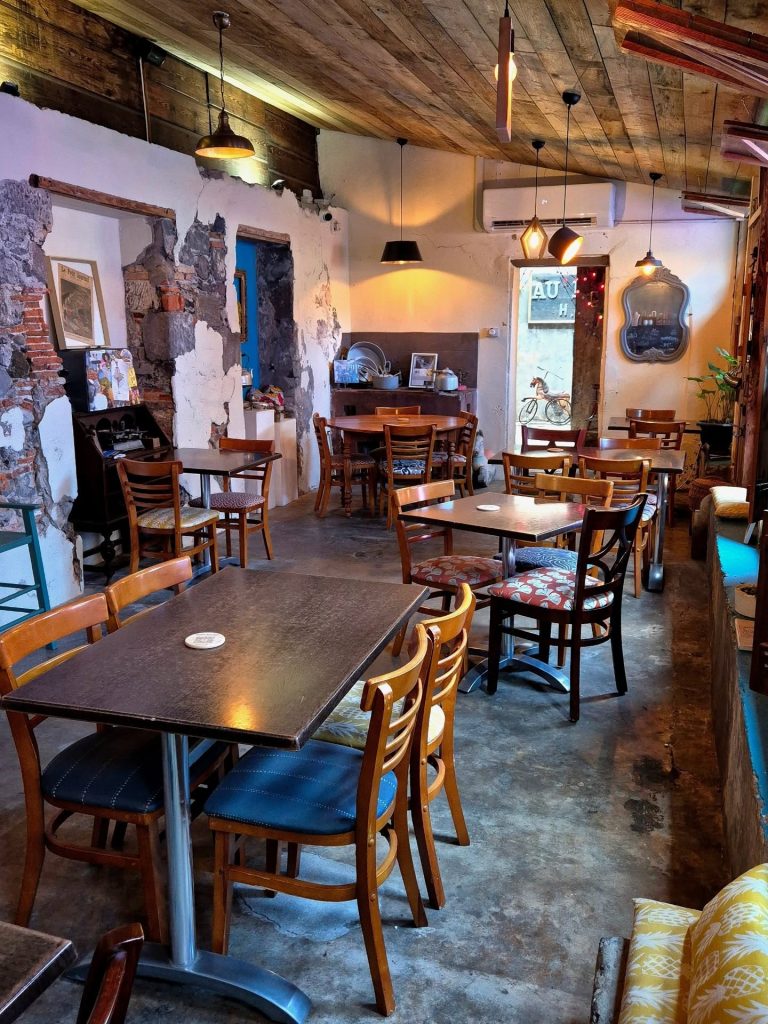 Créole Arts Café : l&rsquo;escale fraîcheur incontournable en Martinique et en Outre-mer