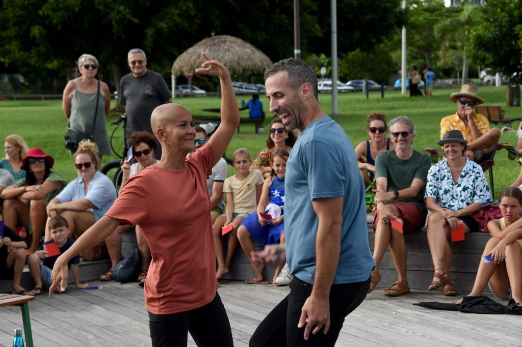 Humour et parité à Nouméa en Nouvelle-Calédonie : L’improvisation brille en Outre-mer