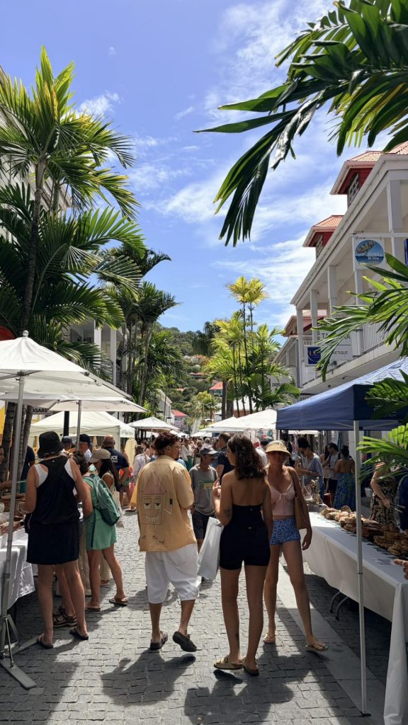 Vivez l&rsquo;authenticité du Marché de Saint-Barth à Saint-Barthélemy et Saint-Martin en Outre-mer