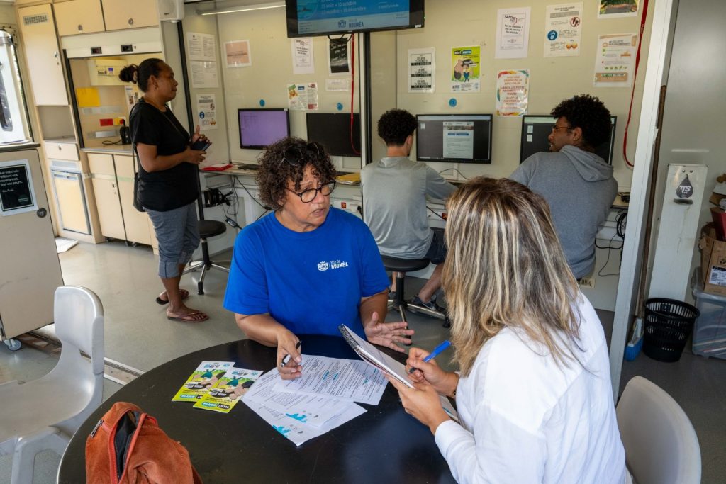Proxibus et services de proximité dans la Ville de Nouméa en Nouvelle-Calédonie : L&rsquo;accueil en Outre-mer