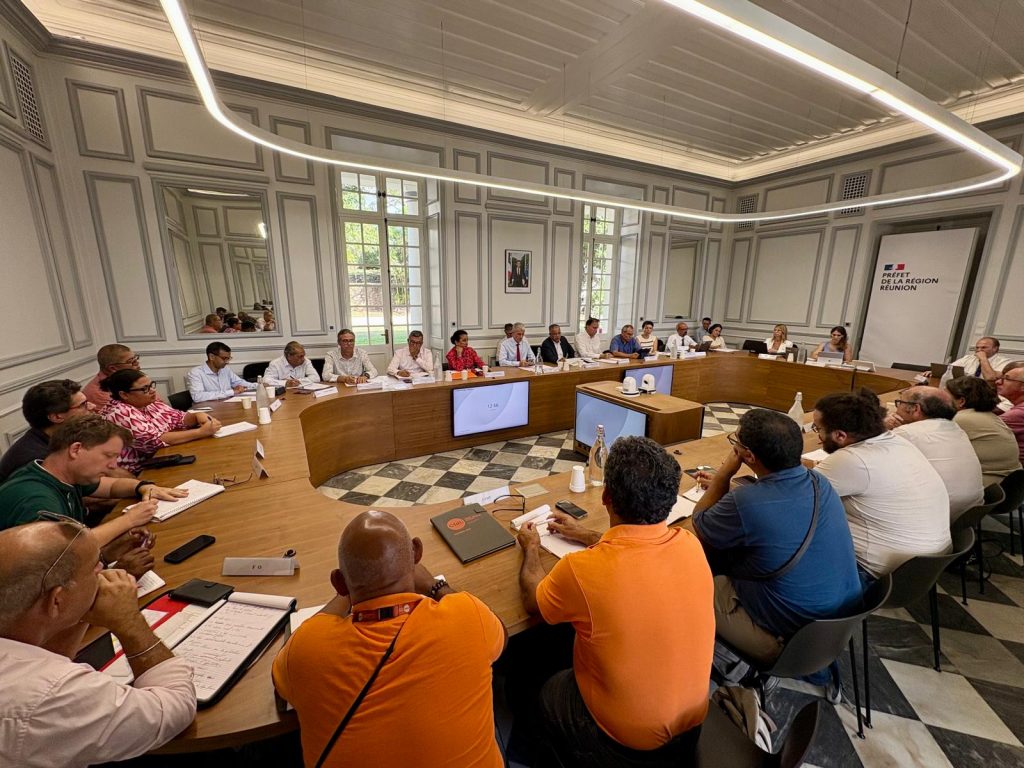 Crise des carburants : Le Préfet de La Réunion et les acteurs de l&rsquo;Outre-mer se mobilisent pour le pouvoir d&rsquo;achat