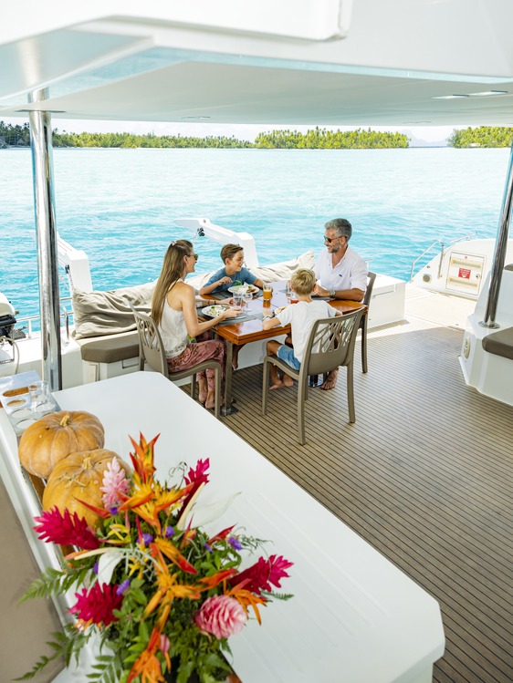 Escapade Culinaire en Polynésie : Savoure l&rsquo;Authenticité de Tahaa avec Tahiti Tourisme et Outre-mer Tourisme