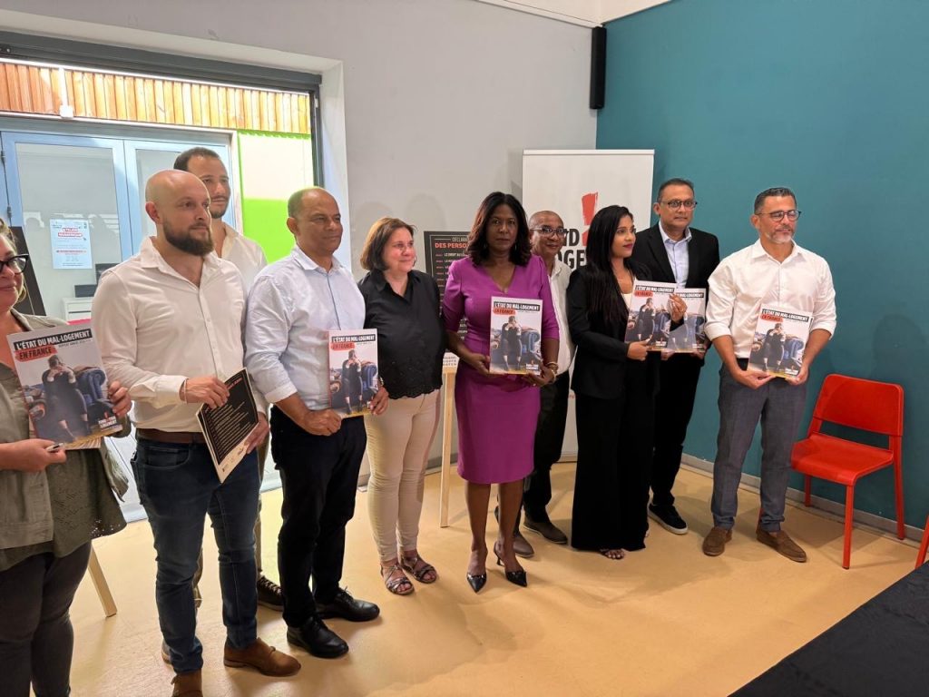 Signature historique à la Ville de Sainte-Marie de La Réunion : Benoît Hamon engage l&rsquo;ESS contre le mal-logement en Outre-mer