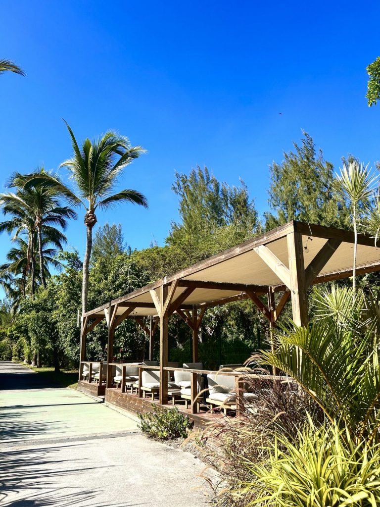 Évasion tropicale à l&rsquo;Hôtel Le Récif : ton guide essentiel en Outre-mer à La Réunion