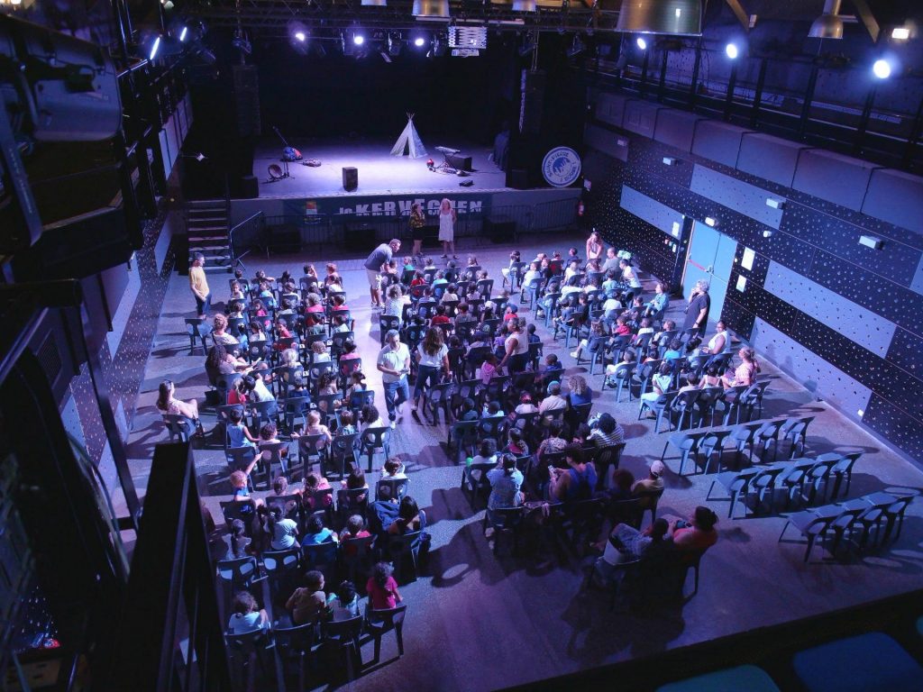 Souffler sur les braises au Kerveguen : un spectacle magique en Outre-mer à La Réunion