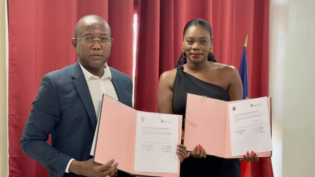 Emploi des jeunes à Mayotte : la Ville de Dembéni et Placidom signent un partenariat historique en Outre-mer