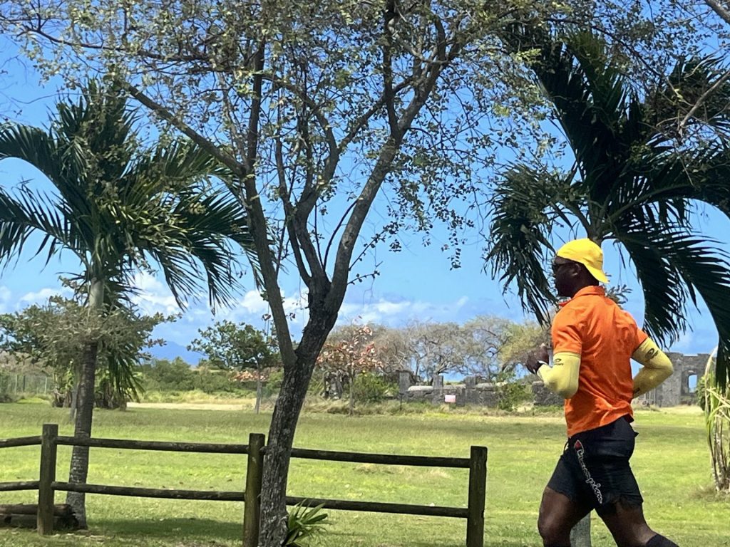 Relais inter-entreprise en Guadeloupe : vivez l’énergie du sport en Outre-mer avec la Ville de Grand-Bourg