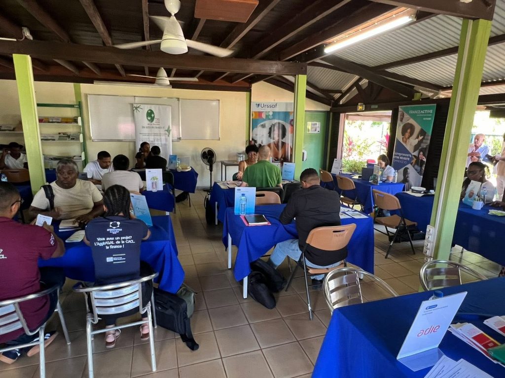 Éco-tourisme en Outre-mer : Comment la Journée des Porteurs de Projets de Cacao lancée par la CCI de Région Guyane va booster l&rsquo;artisanat local ?