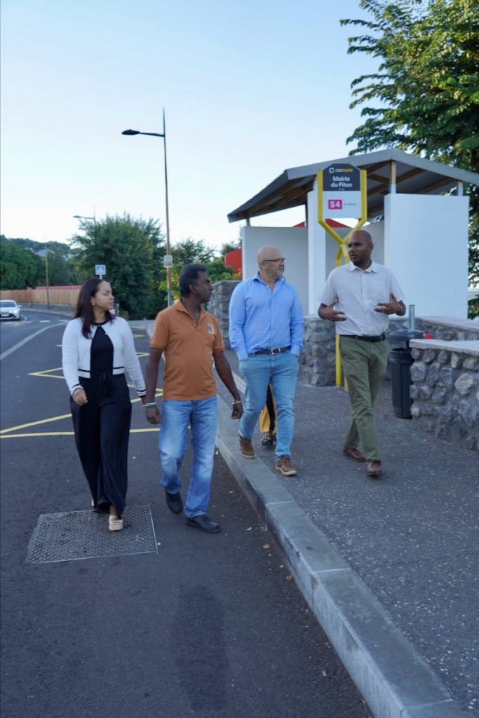 Comment vivre la solidarité locale à La Réunion ? Le maire de la Ville de Saint-Leu renforce les services de proximité en Outre-mer