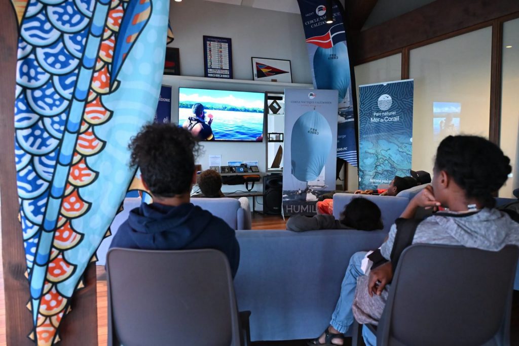 Quelles activités culturelles faire à Nouméa ? Découvrez l&rsquo;art des pirogues traditionnelles en Outre-mer avec le Gouvernement de la Nouvelle-Calédonie