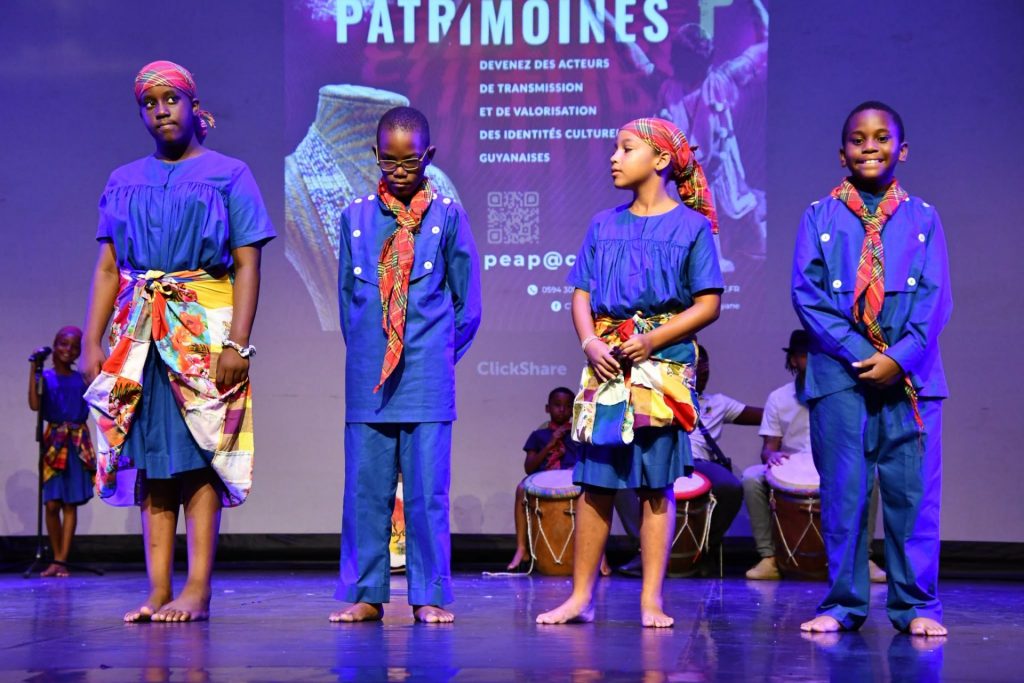 Comment découvrir les arts amazoniens ? La Collectivité Territoriale de Guyane embrase l&rsquo;ENCRE pour le tourisme en Outre-mer