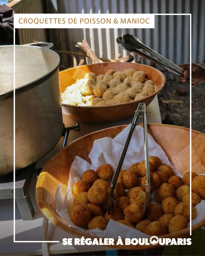Cuisiner une recette locale avec Boulouparis Tourisme : Préparez les croquettes de poisson et manioc et savourer la gastronomie de la Nouvelle-Calédonie
