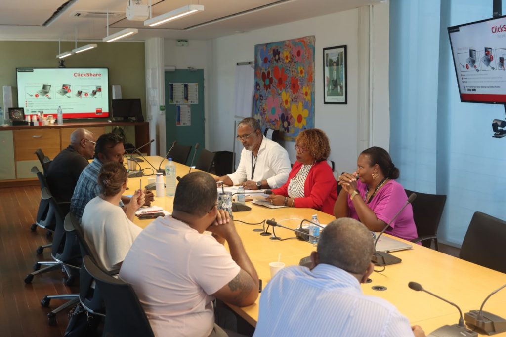 Modernisation des Infrastructures Portuaires avec la CACL – Communauté d&rsquo;Agglomération du Centre Littoral : Soutien à la Filière Pêche en Guyane, Outre-mer