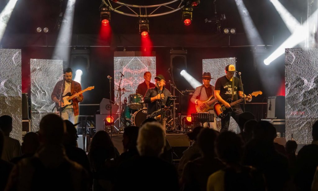 Où sortir à Nouméa ? Vibrez pour la Fête de la Musique avec la Ville de Nouméa, le rendez-vous culturel incontournable en Nouvelle-Calédonie et en Outre-mer