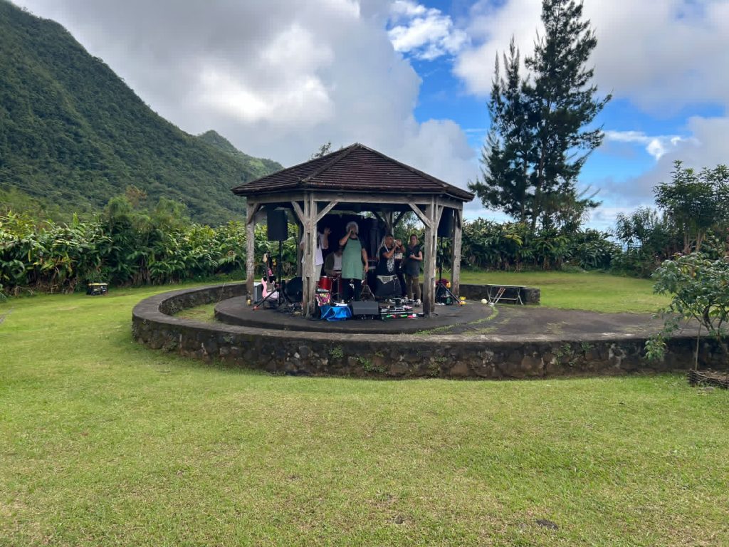 Concert en plein air à Takamaka : découvrez la culture à La Réunion avec la Cirest, la communauté d&rsquo;agglomération de l&rsquo;Est de La Réunion, région d&rsquo;Outre-mer