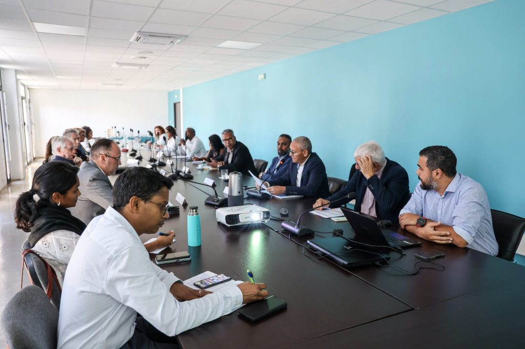 Comment le projet de l&rsquo;Autoroute de l&rsquo;Eau va transformer l&rsquo;éco-tourisme à La Réunion ? Les ambitions de la Cirest, la communauté d&rsquo;agglomération de l&rsquo;Est de La Réunion pour l&rsquo;Outre-mer