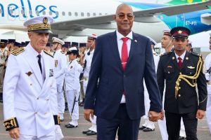 Comment voyager facilement entre les îles ? La rencontre clé entre le Président des Seychelles et le Préfet de La Réunion pour booster le tourisme en Outre-mer