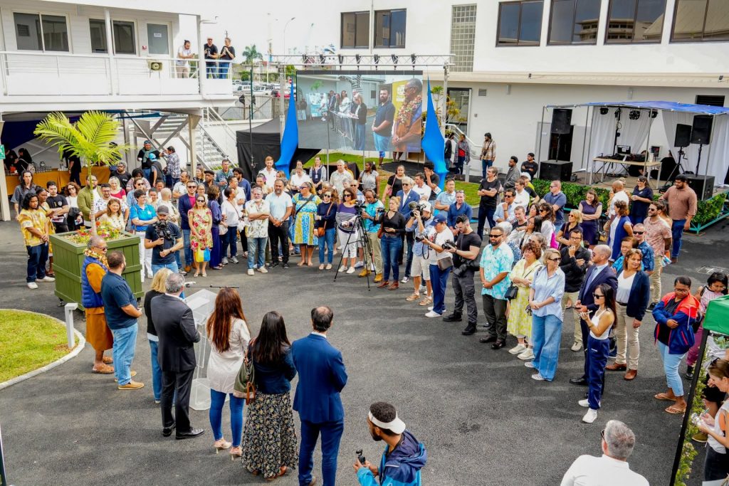 Comment Découvrir le Nouveau Pôle Jeunesse et la Scène Créative à Nouméa en Nouvelle-Calédonie ?