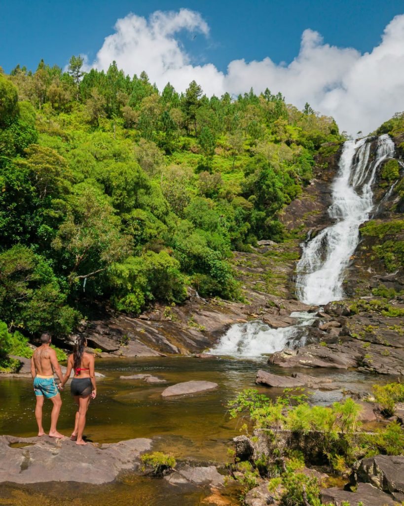 Où visiter en Nouvelle-Calédonie : explorez la spectaculaire cascade de Colnett en Outre-mer