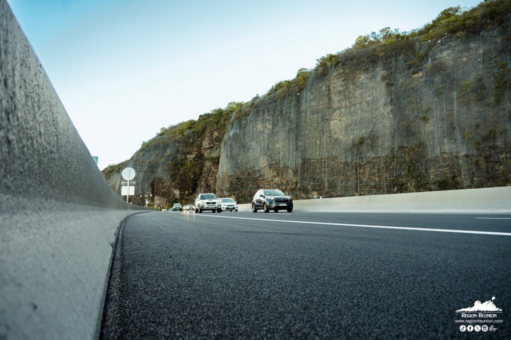 Comment circuler plus facilement sur l&rsquo;île Intense : la Région Réunion ouvre un nouveau tronçon stratégique sur la NRL en Outre-mer