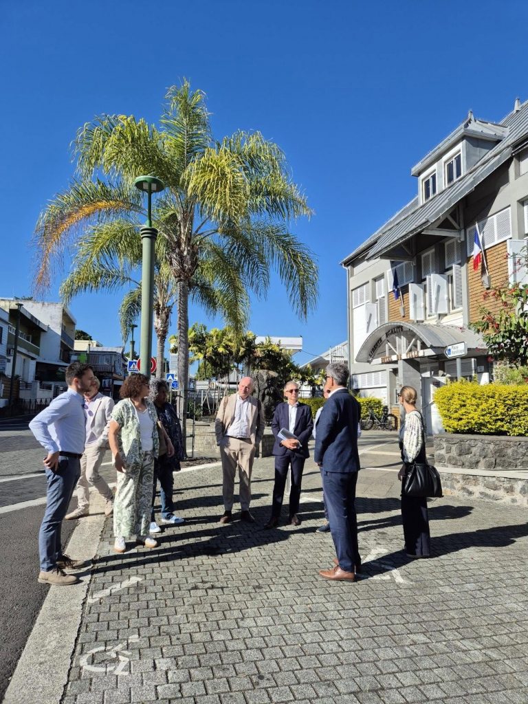 Comment s&rsquo;invente le tourisme durable et le commerce de demain ? La Ville de Trois-Bassins à La Réunion au cœur de la redynamisation en Outre-mer