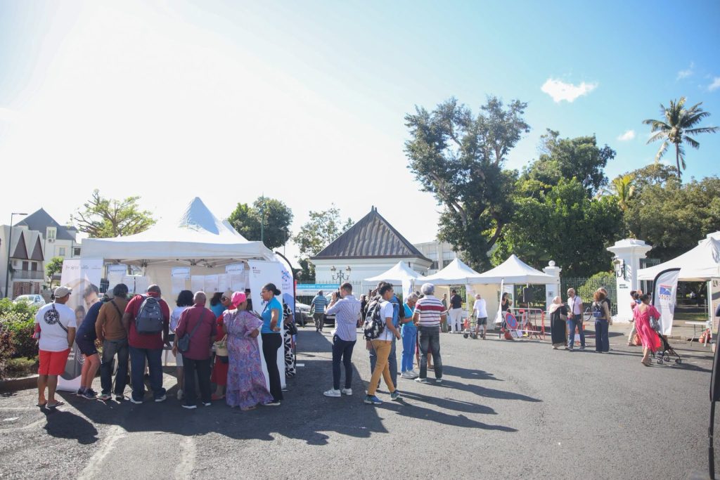 Comment faire carrière à La Réunion : Découvrez les opportunités d’emploi touristique à Saint-Denis en Outre-mer !