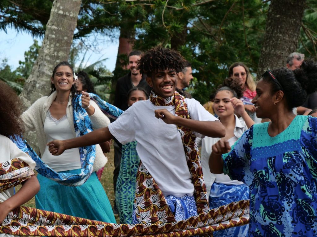 Quoi faire à Nouméa ? Immersion culturelle et traditions au Festival Caledonia 2026 en Nouvelle-Calédonie, joyau d&rsquo;Outre-mer