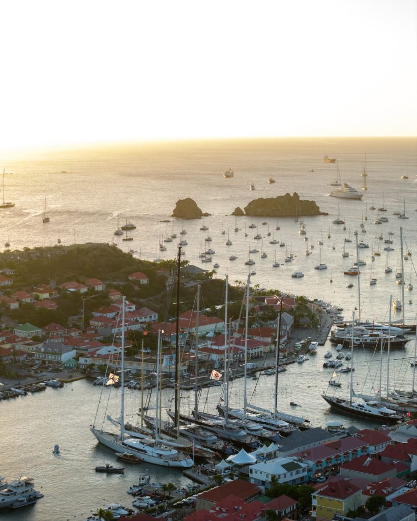 Où visiter les plus magnifiques plages de Saint-Barthélemy lors de votre voyage en Outre-mer ?