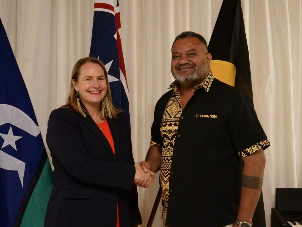 Pourquoi la coopération entre l&rsquo;Australie et la Nouvelle-Calédonie relance-t-elle le tourisme en Outre-mer ?