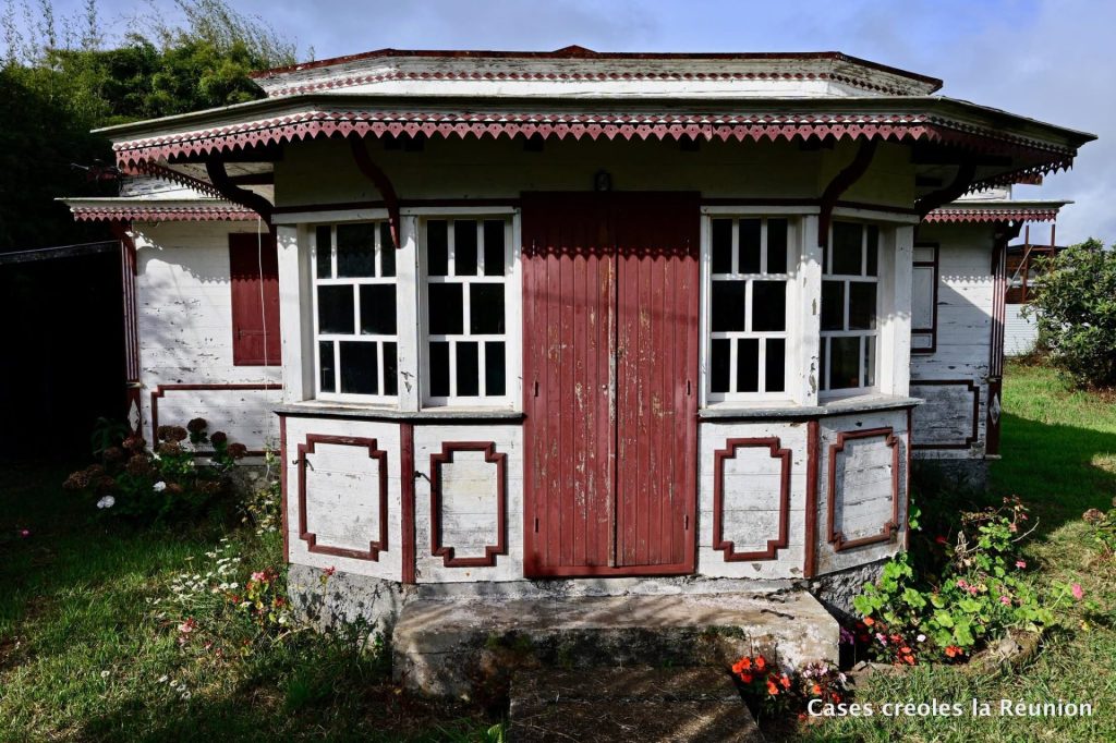 Quelles activités faire à La Réunion : découvrez le charme des cases créoles de la Plaine des Palmistes en Outre-mer