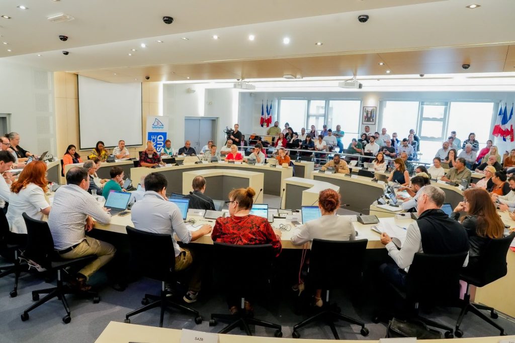 Quoi faire en Nouvelle-Calédonie ? Relance économique, jeunesse et aménagement durable au cœur de la province Sud d&rsquo;Outre-mer