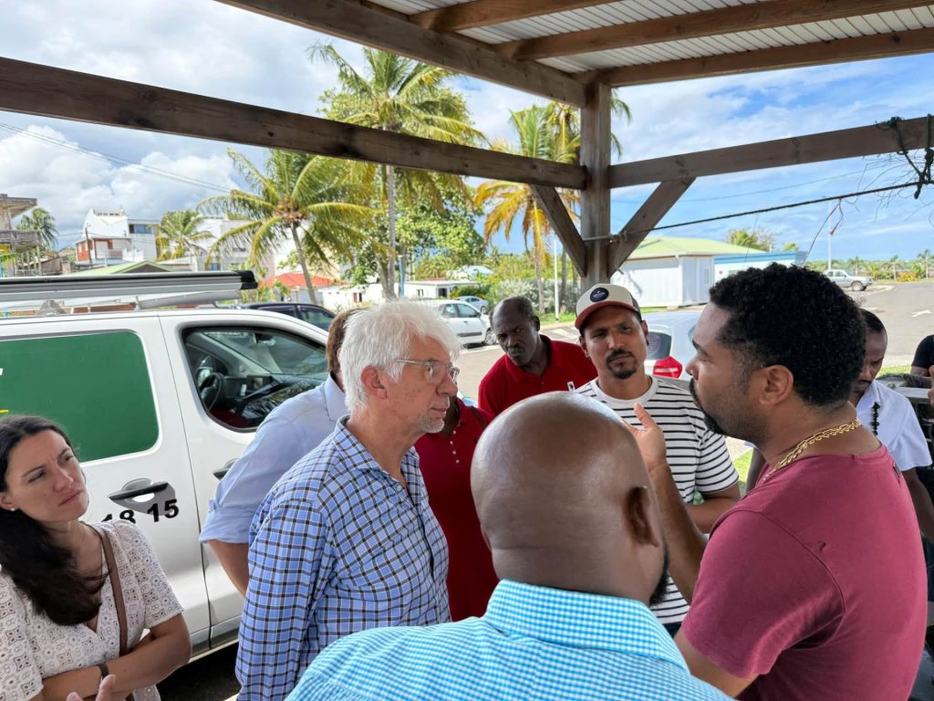 Tourisme durable en Outre-mer : comment les marins-pêcheurs de Sainte-Rose en Guadeloupe réinventent leurs activités ?