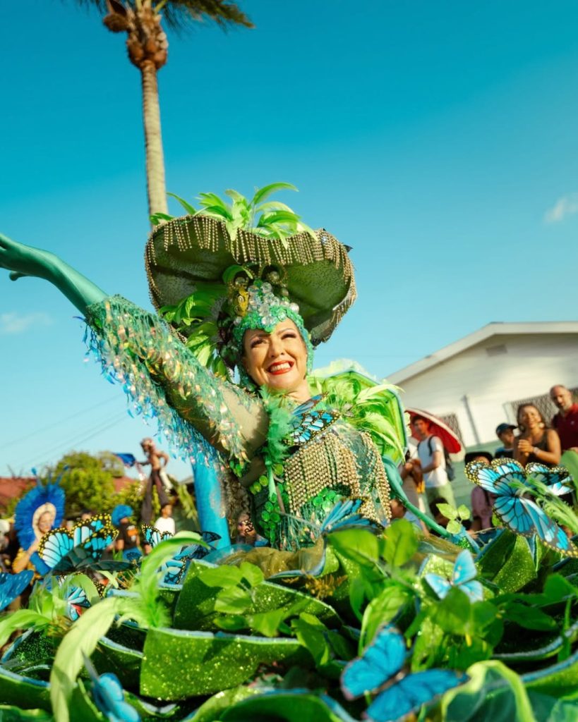 Carnaval de Guyane 2027 : guide et conseils pour vivre le plus long festival d&rsquo;Outre-mer